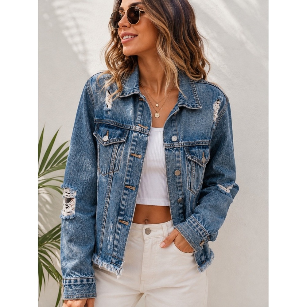 BlankNYC Distressed Denim Jacket Womens Large Cropped Raw Hem Trucker